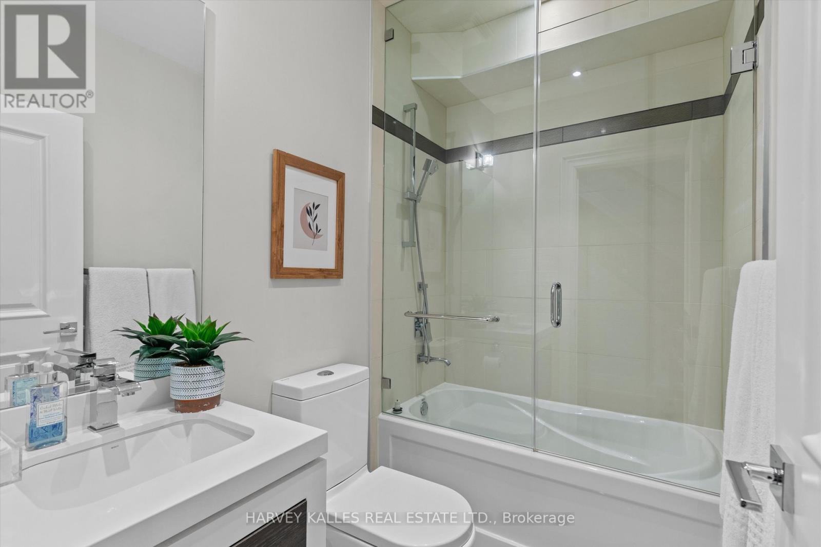 582 Woburn Avenue, Toronto, Ontario  M5M 1L9 - Photo 39 - C13020094