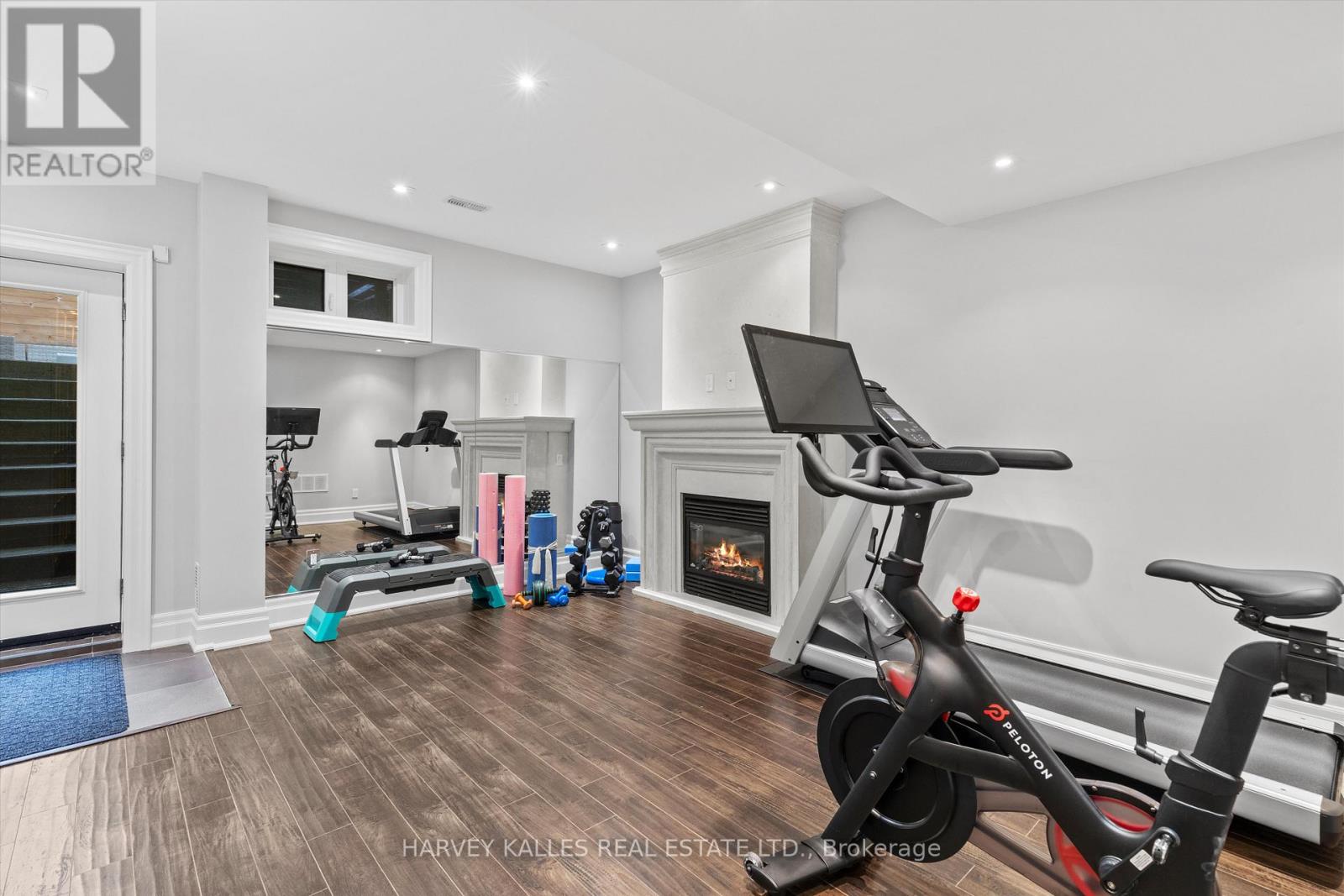 582 Woburn Avenue, Toronto, Ontario  M5M 1L9 - Photo 43 - C13020094