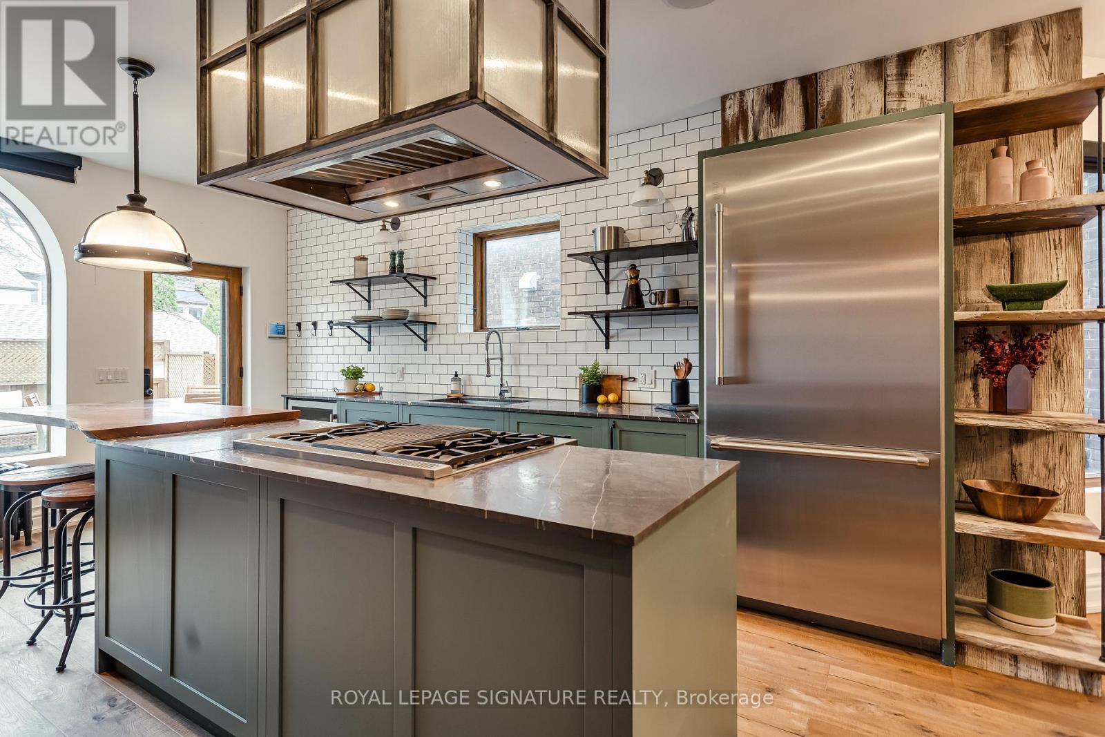 88 Grace Street, Toronto, Ontario  M6J 2S2 - Photo 16 - C13020106