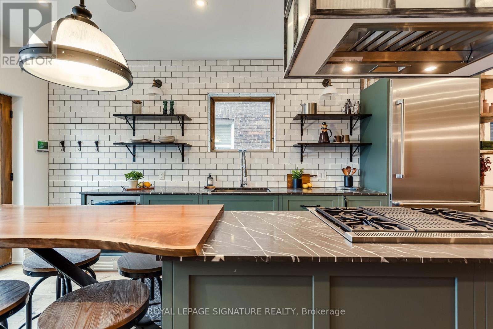 88 Grace Street, Toronto, Ontario  M6J 2S2 - Photo 18 - C13020106