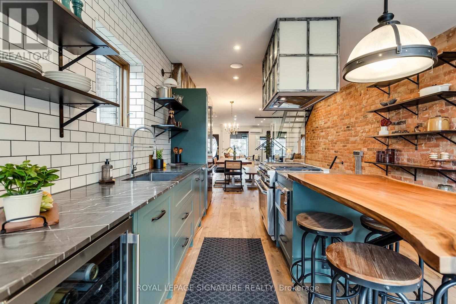 88 Grace Street, Toronto, Ontario  M6J 2S2 - Photo 19 - C13020106