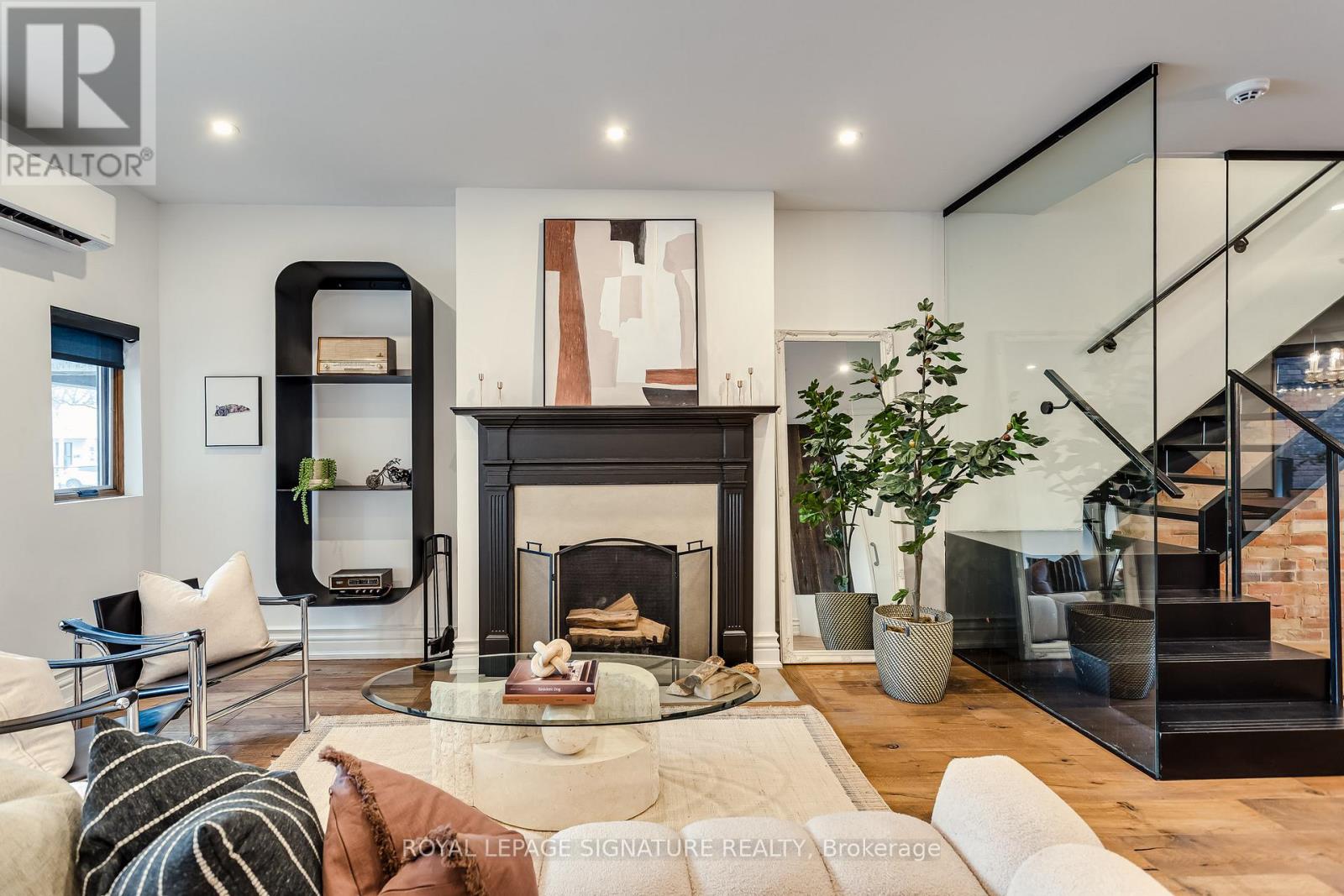 88 Grace Street, Toronto, Ontario  M6J 2S2 - Photo 6 - C13020106