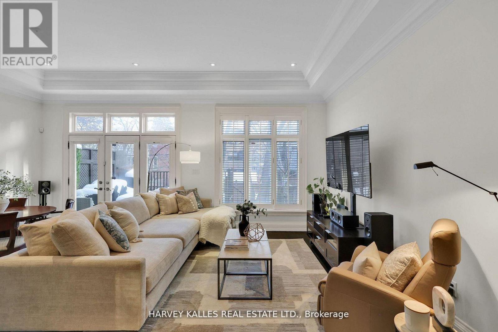 39 Gormley Avenue, Toronto, Ontario  M4V 1Y9 - Photo 18 - C13020112