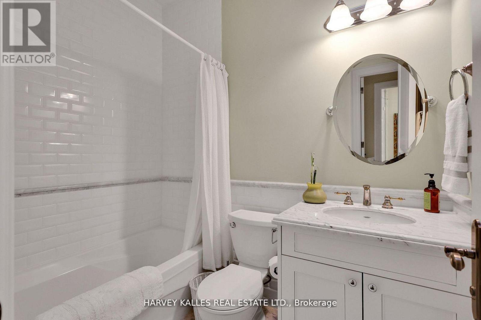 39 Gormley Avenue, Toronto, Ontario  M4V 1Y9 - Photo 38 - C13020112