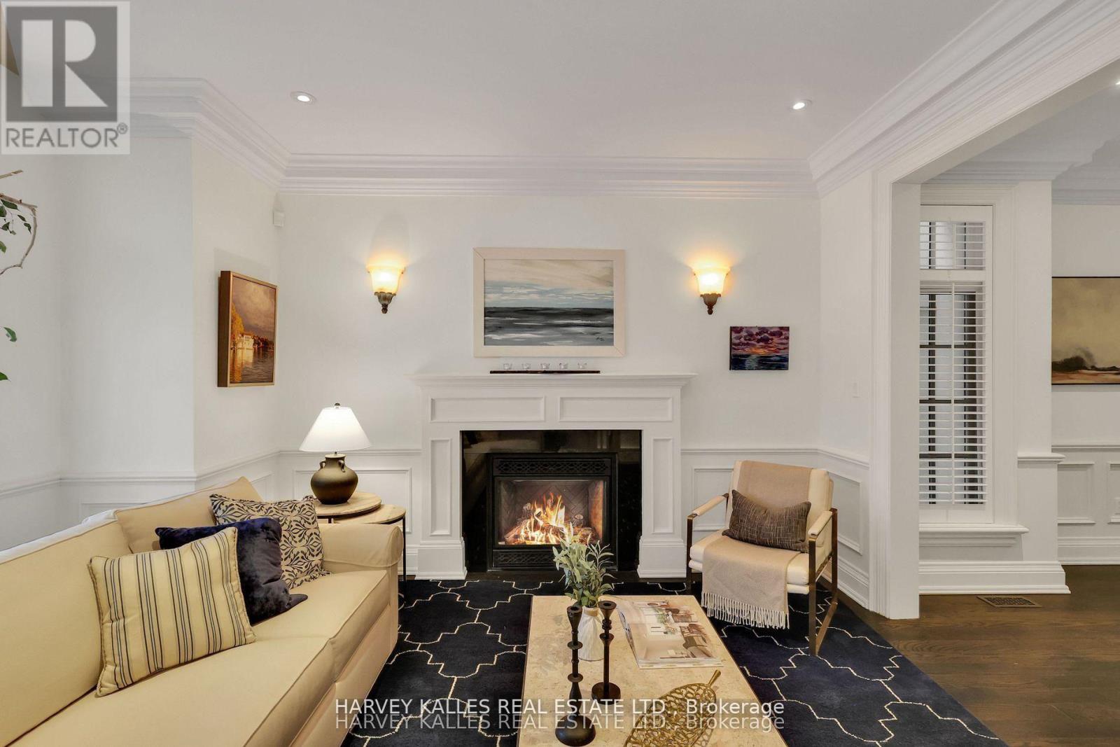 39 Gormley Avenue, Toronto, Ontario  M4V 1Y9 - Photo 7 - C13020112