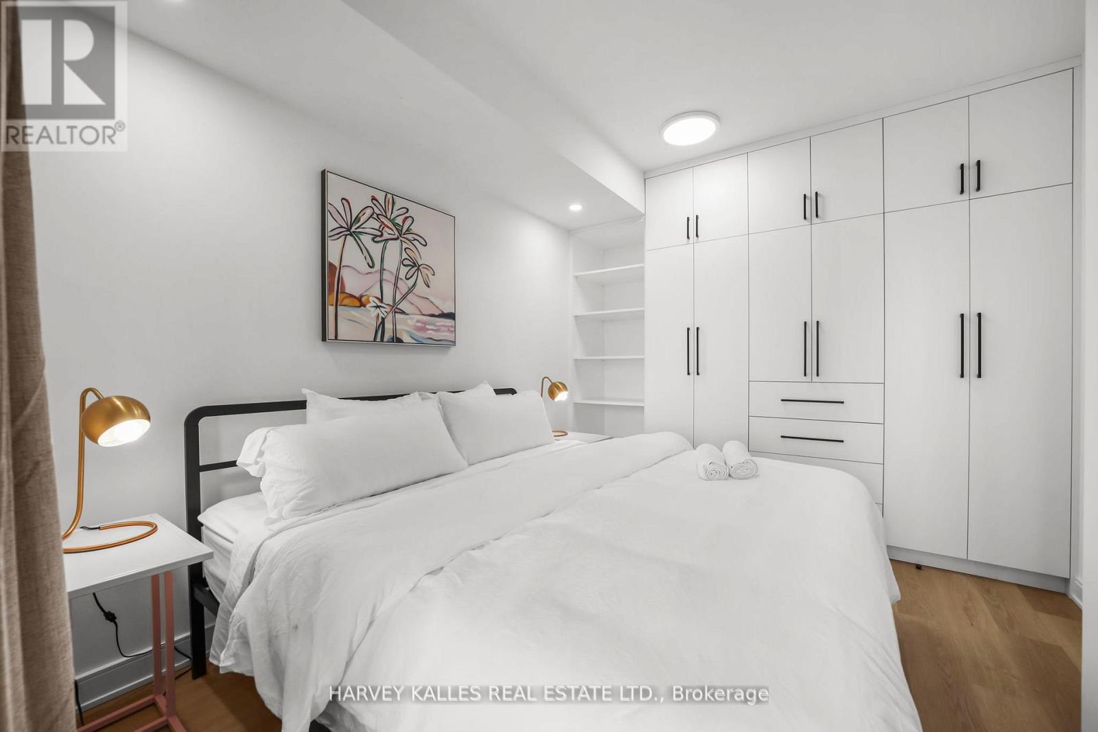 1606 - 18 Yorkville Avenue, Toronto, Ontario  M4W 0B1 - Photo 30 - C13020116