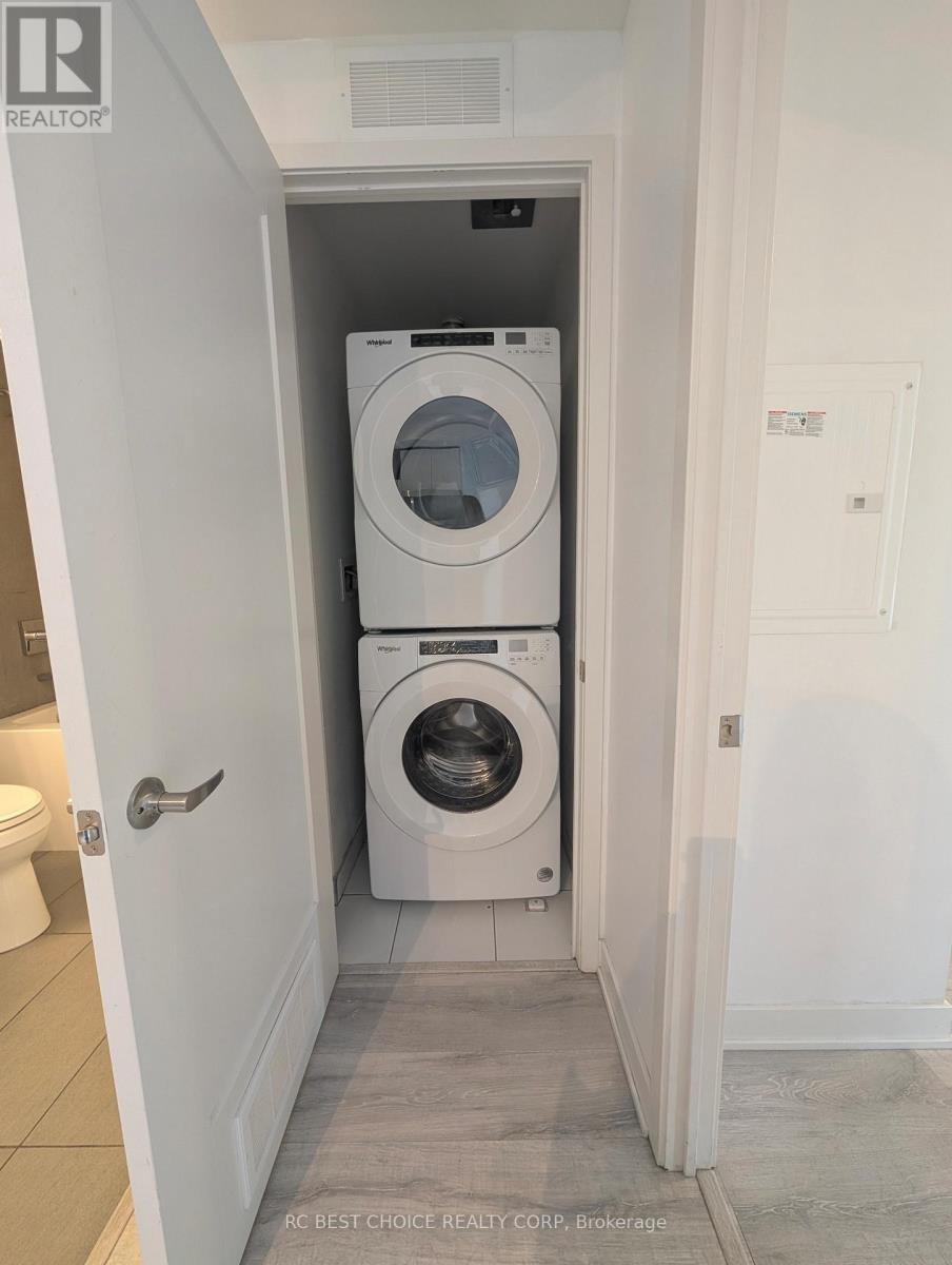 835 - 70 Princess St Street, Toronto, Ontario  M5A 1E7 - Photo 13 - C13020158