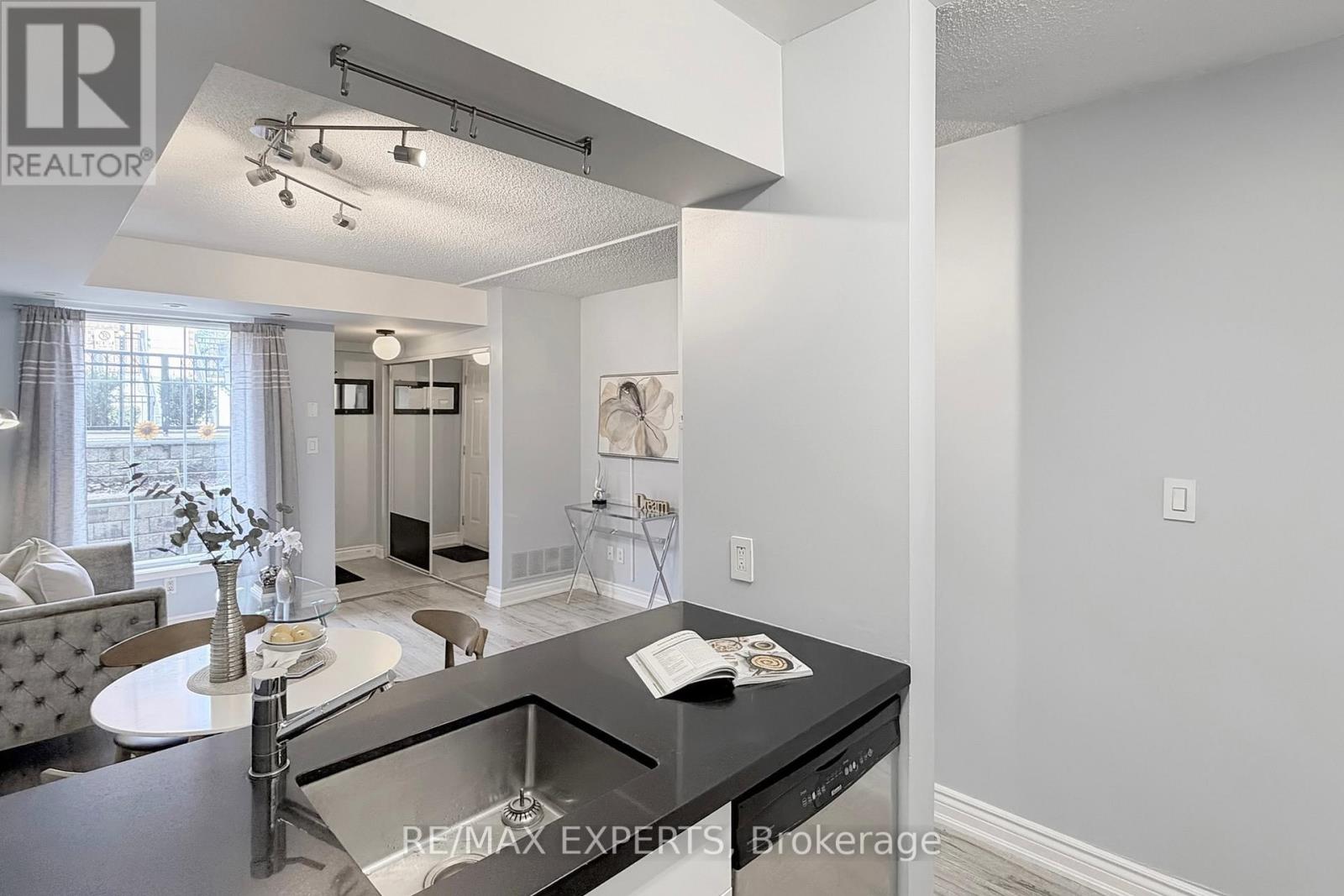 272 - 3 Everson Drive, Toronto, Ontario  M2N 7C2 - Photo 18 - C13020188