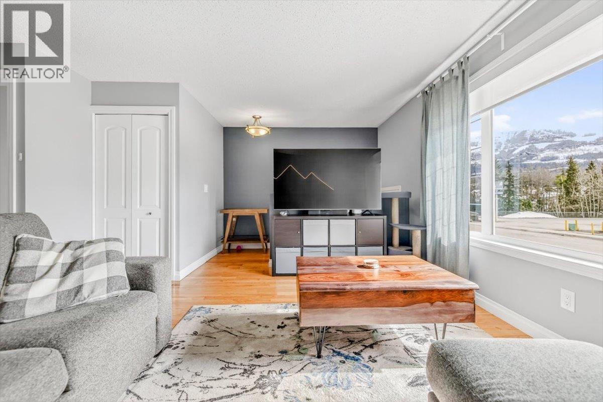 1293 Ponderosa Drive, Sparwood, British Columbia  V0B 2G2 - Photo 12 - 10384037