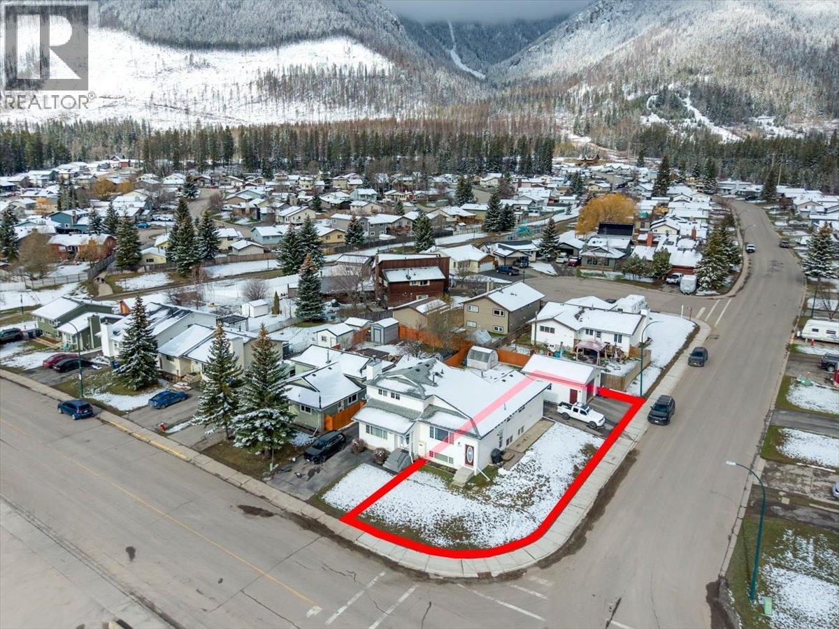 1293 Ponderosa Drive, Sparwood, British Columbia  V0B 2G2 - Photo 27 - 10384037