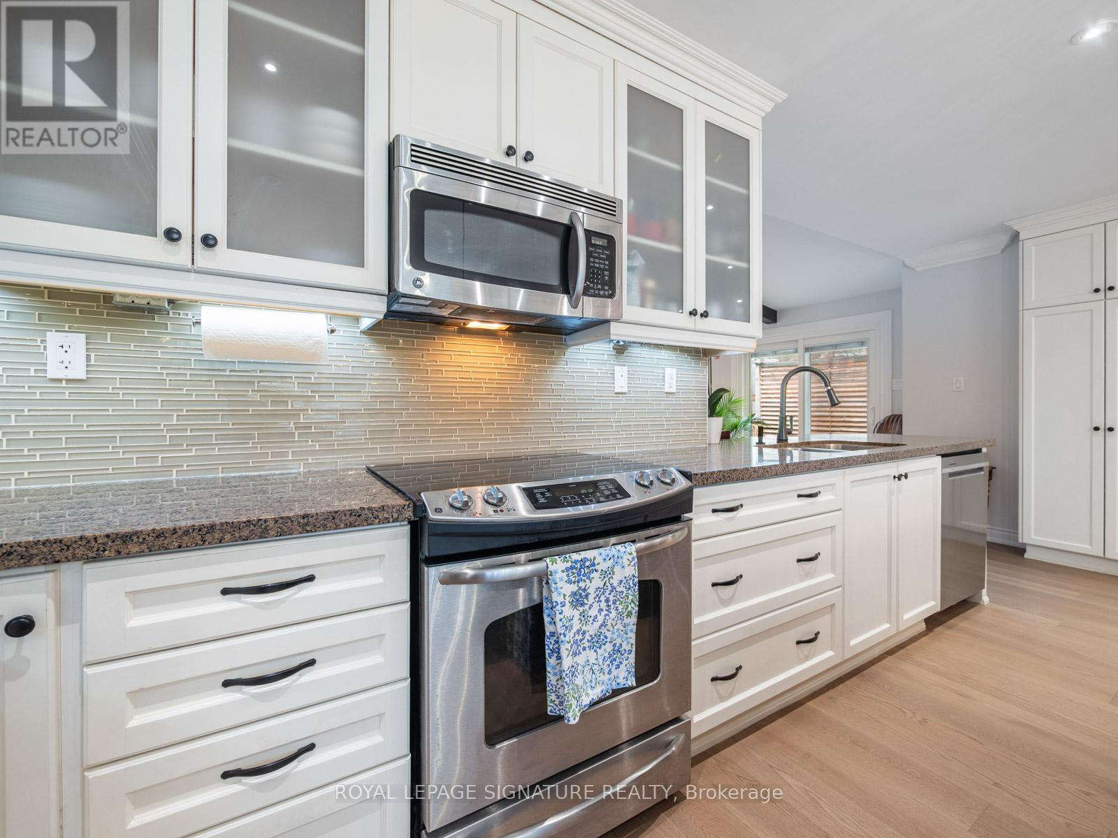 345 Flagstone Terrace, Toronto, Ontario  M1C 2X7 - Photo 12 - E13019888