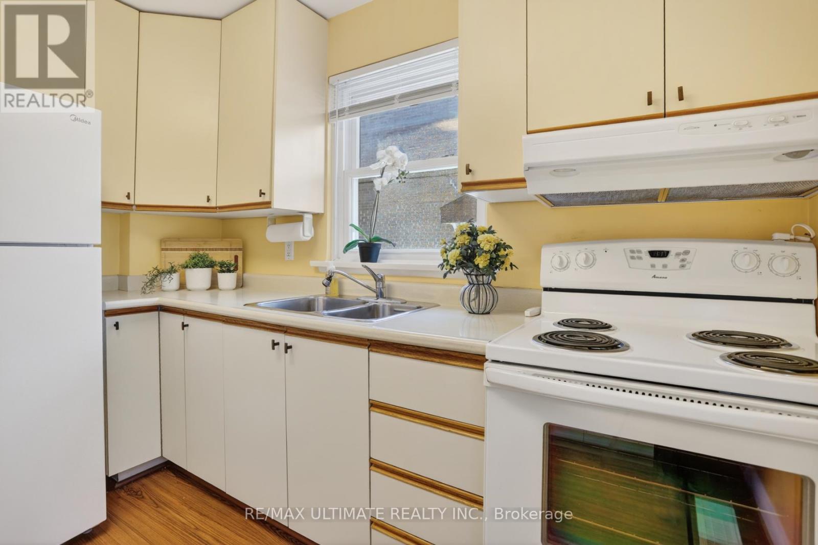 128 Woodfern Drive, Toronto, Ontario  M1K 2L5 - Photo 16 - E13019976