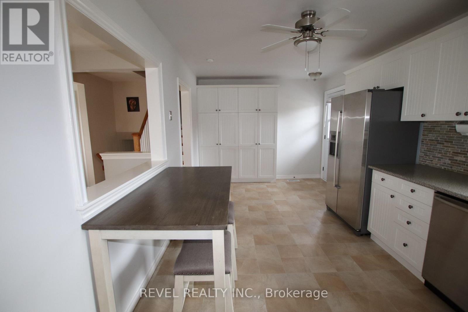 469 Maine Street, Oshawa, Ontario  L1L 1A1 - Photo 6 - E13020098