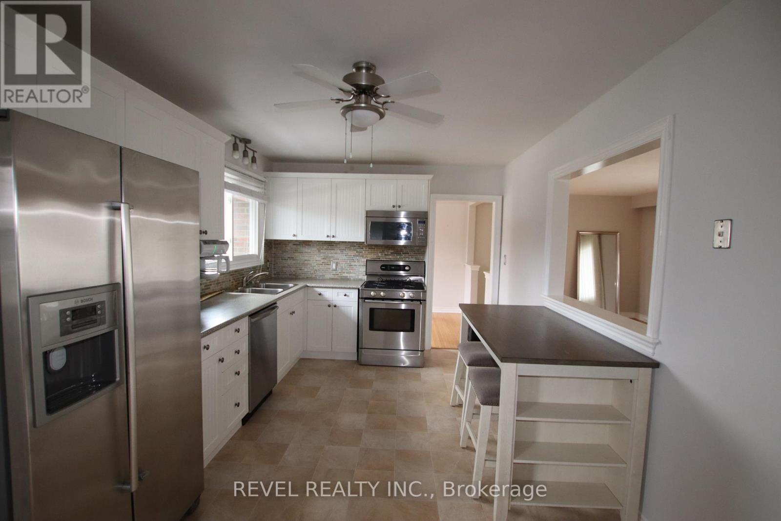 469 Maine Street, Oshawa, Ontario  L1L 1A1 - Photo 7 - E13020098