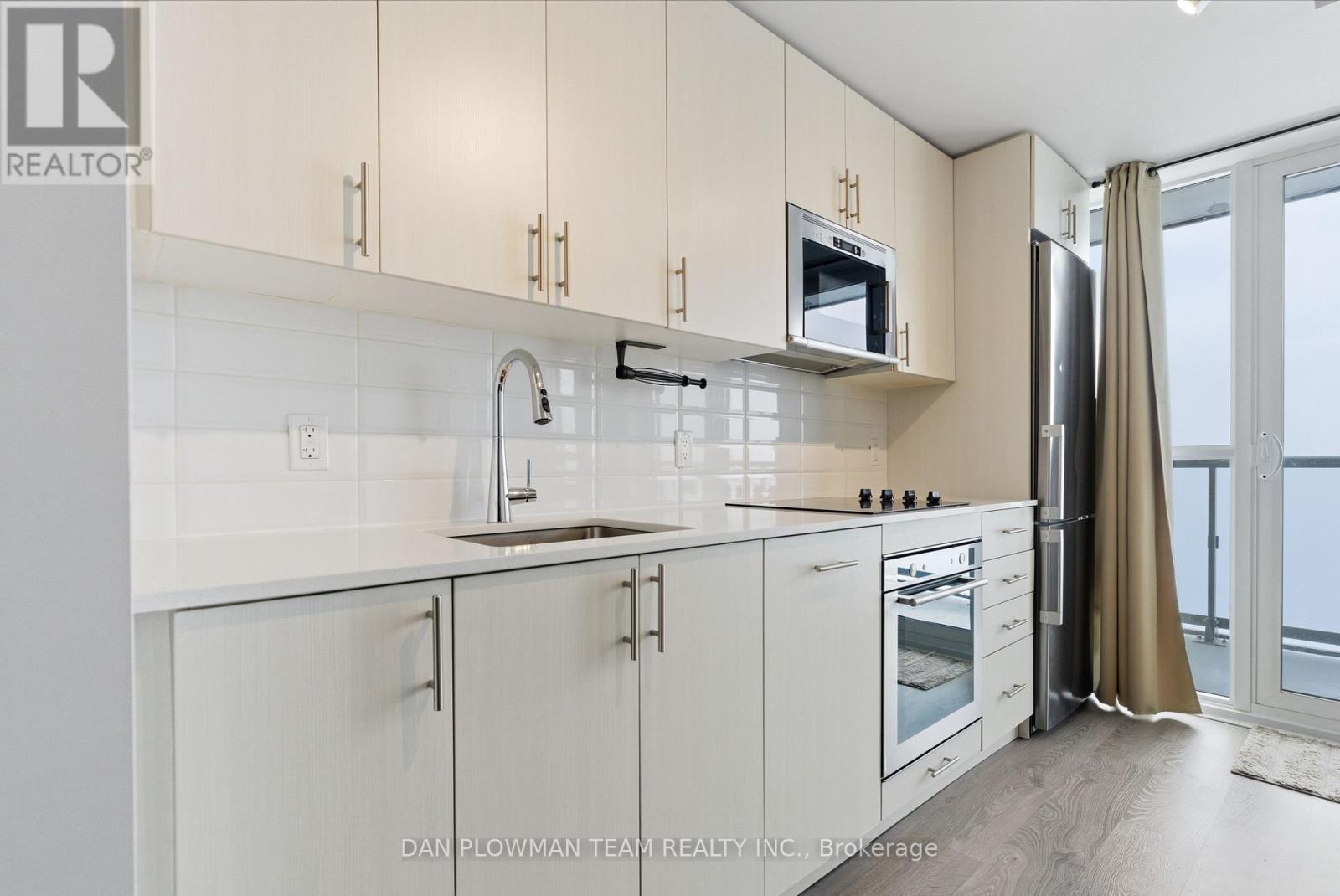 1121 - 2550 Simcoe Street N, Oshawa, Ontario  L1R 0R5 - Photo 10 - E13020182