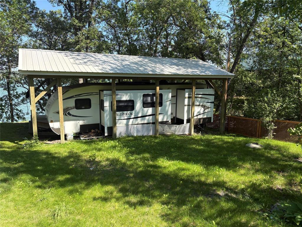 35 Oak Bend Road, Pelican Lake, Manitoba