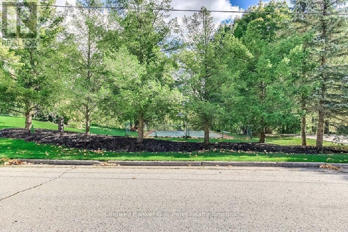 53 PARKWOOD DRIVE, Tillsonburg, Ontario