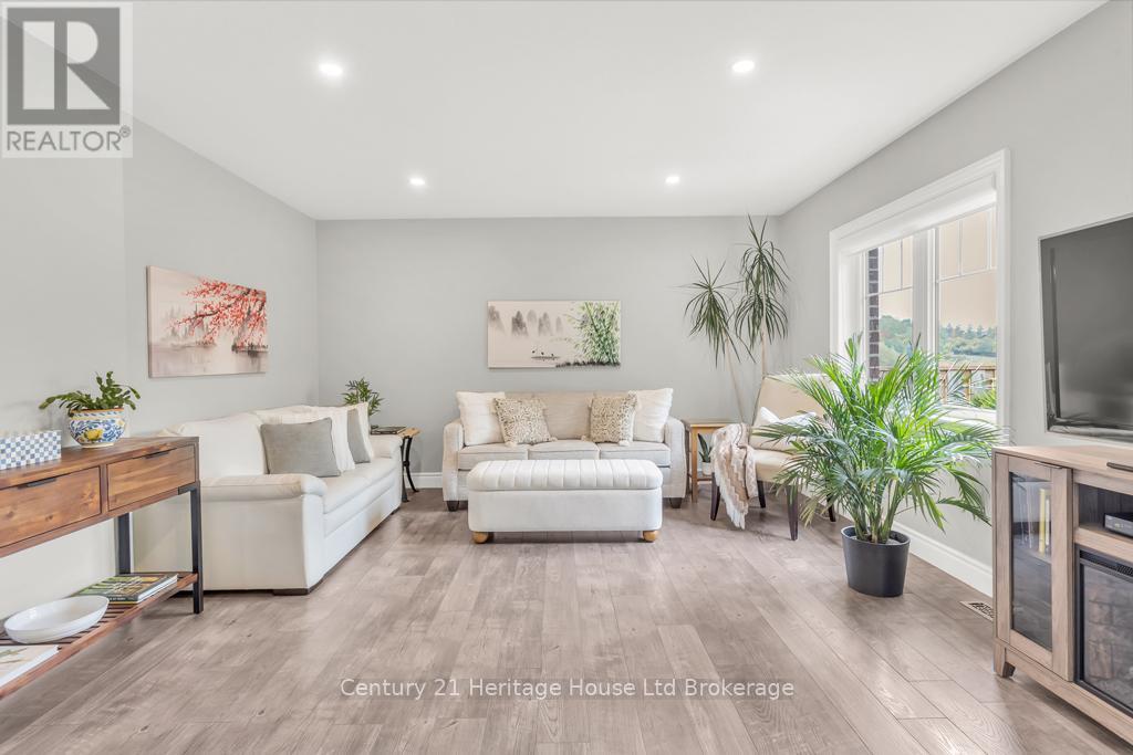 3 - 35 Chatfield Street, Ingersoll, Ontario  N5C 0B3 - Photo 8 - X13019984