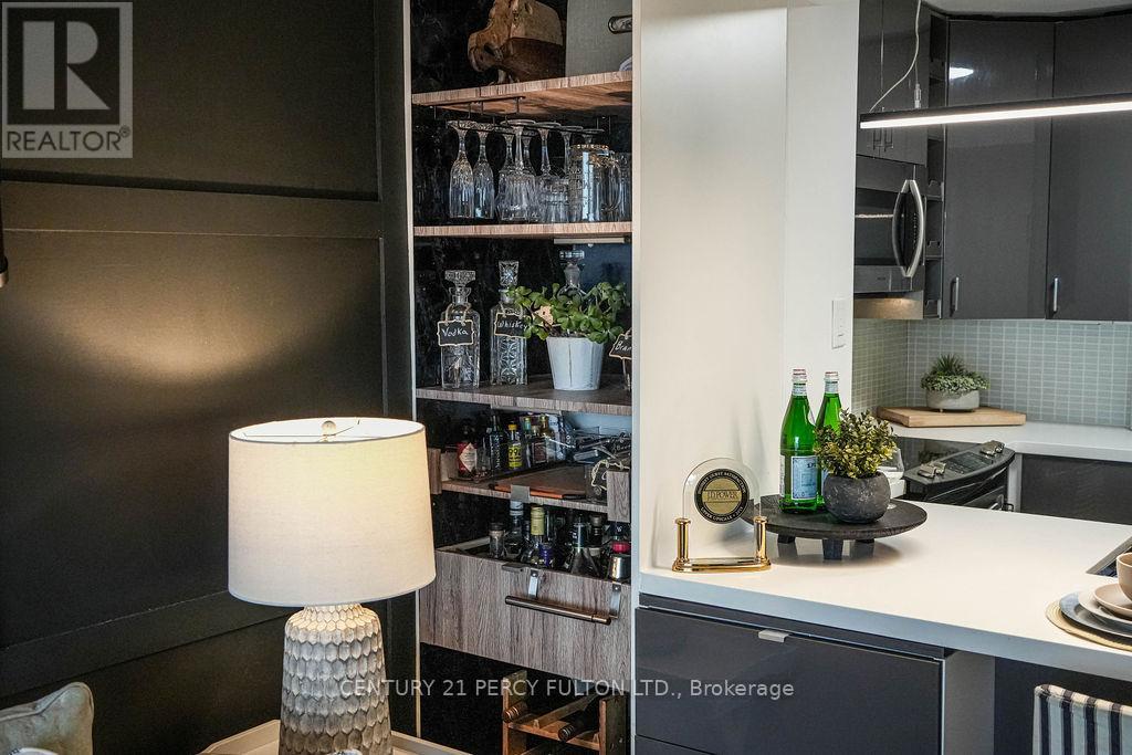 1201 - 725 King Street W, Toronto, Ontario  M5V 2W9 - Photo 11 - C12861188