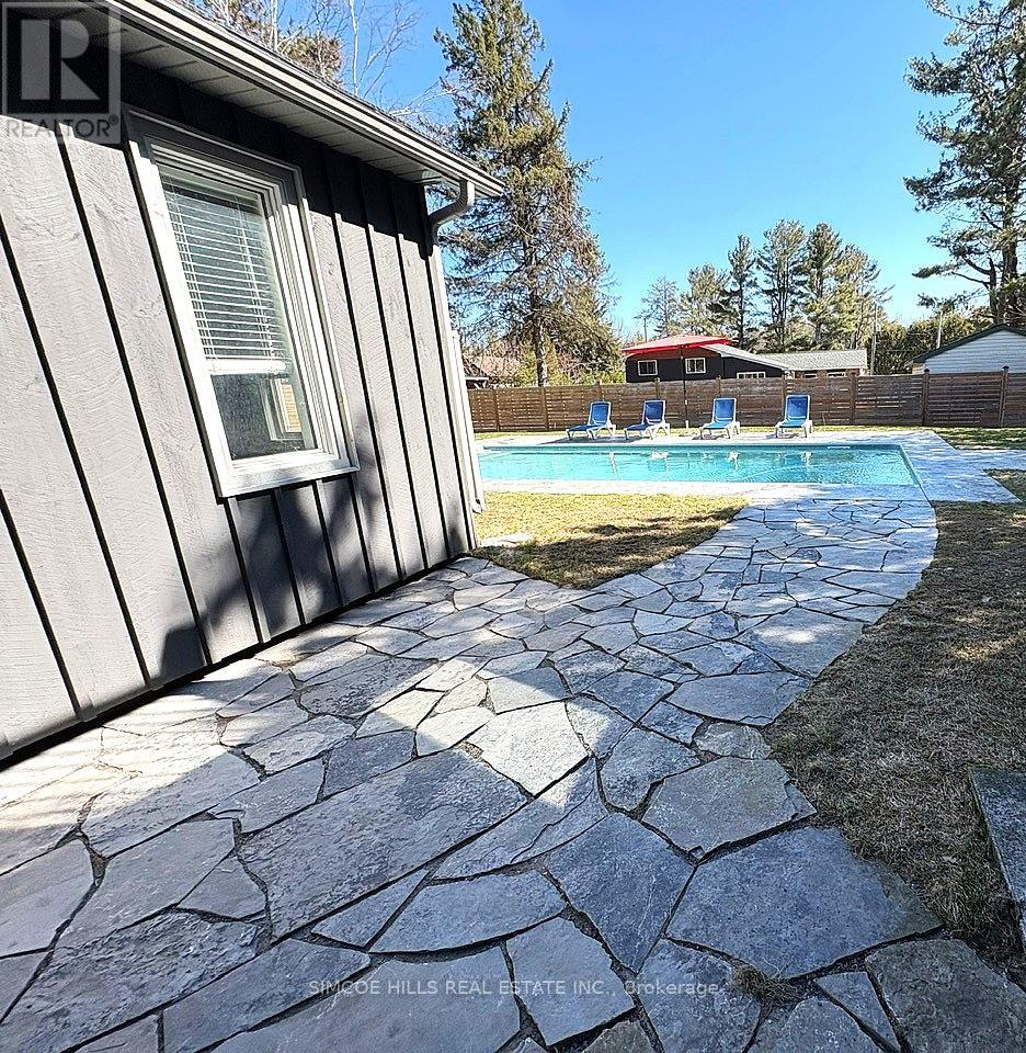 3295 Turnbull Drive, Severn, Ontario  L3V 0Y4 - Photo 39 - S12956750