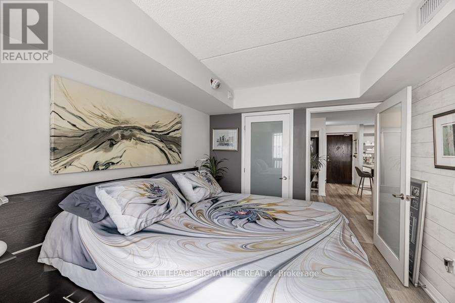 316 - 30 Via Rosedale, Brampton, Ontario  L6R 3Z9 - Photo 3 - W12903544