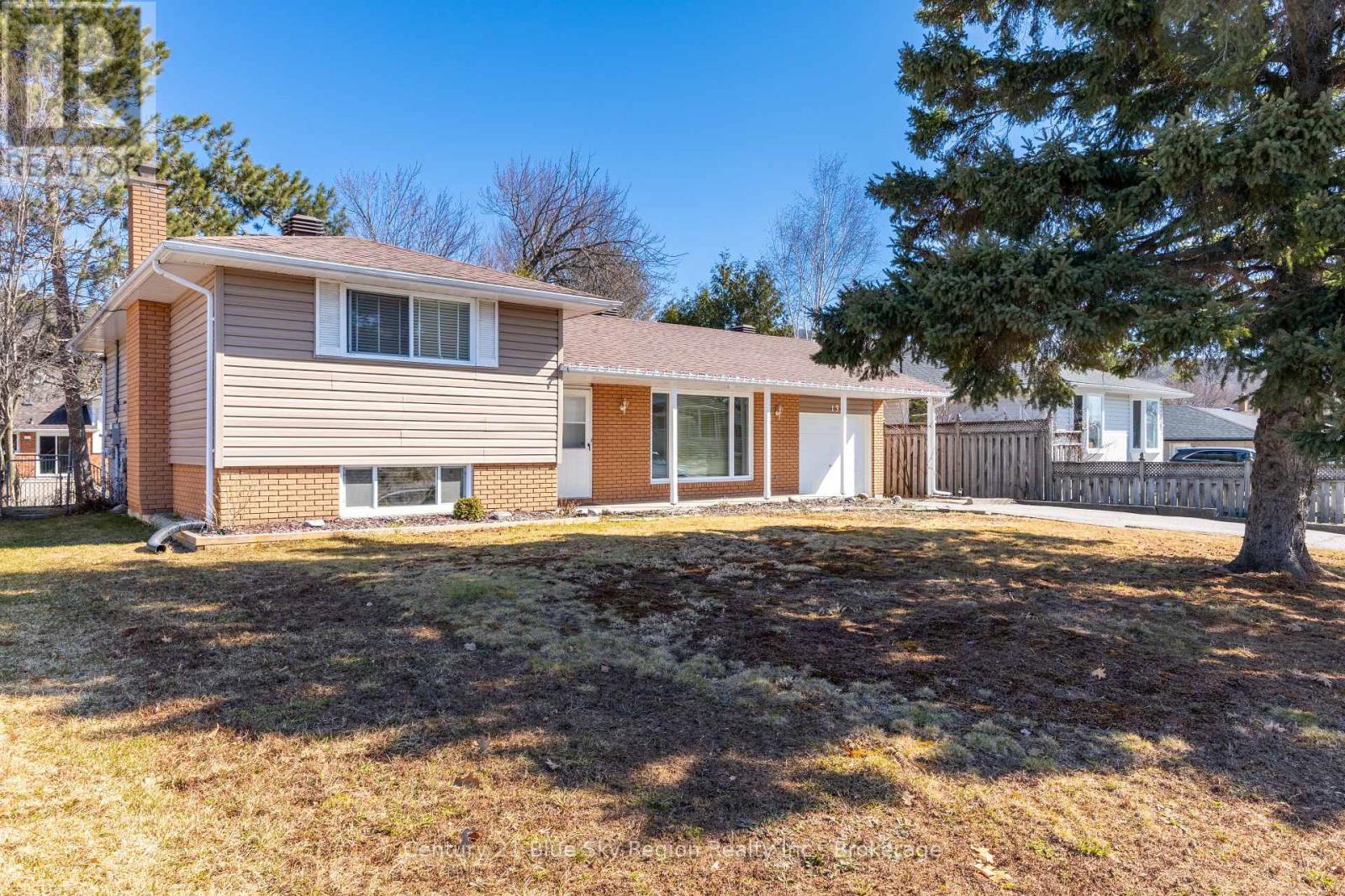 138 Macbeth Crescent, North Bay, Ontario  P1B 7X6 - Photo 2 - X13020078