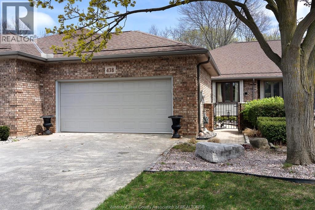 438 MARTINIQUE AVENUE, Windsor, Ontario