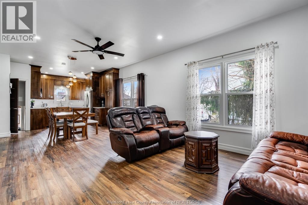 38 Fox Street, Leamington, Ontario  N8H 3J4 - Photo 5 - 26008601