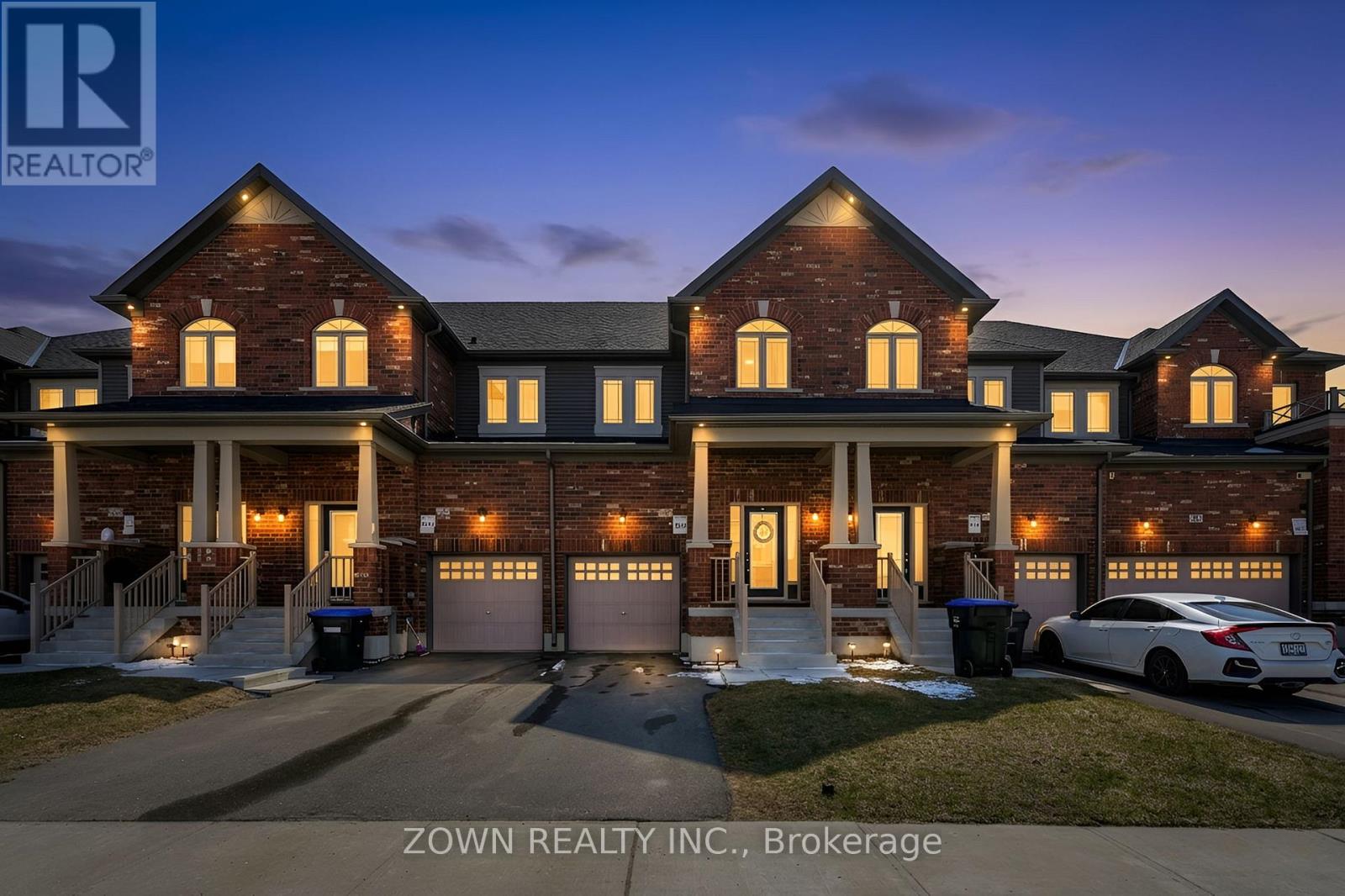 81 LORNE THOMAS PLACE, New Tecumseth, Ontario