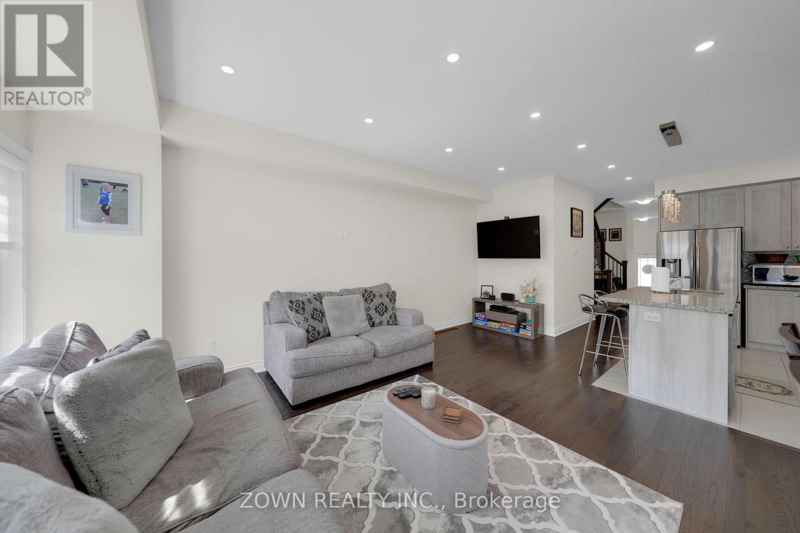 81 Lorne Thomas Place, New Tecumseth, Ontario  L9R 0T8 - Photo 10 - N13019968