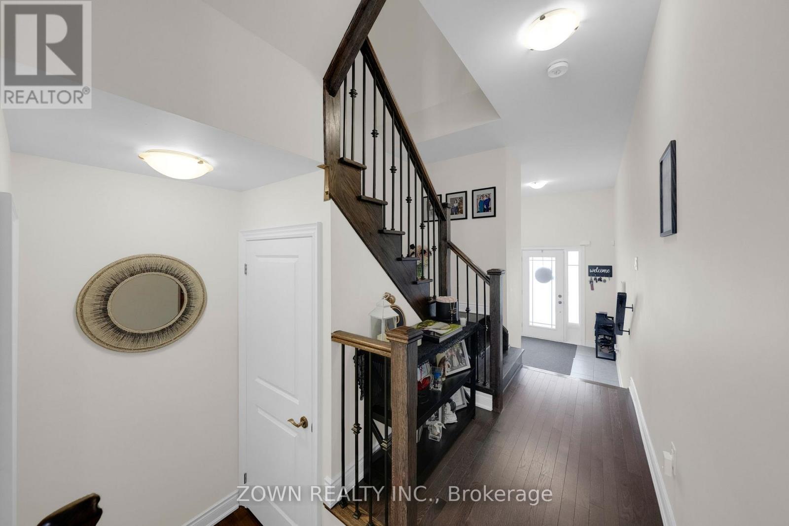 81 Lorne Thomas Place, New Tecumseth, Ontario  L9R 0T8 - Photo 11 - N13019968