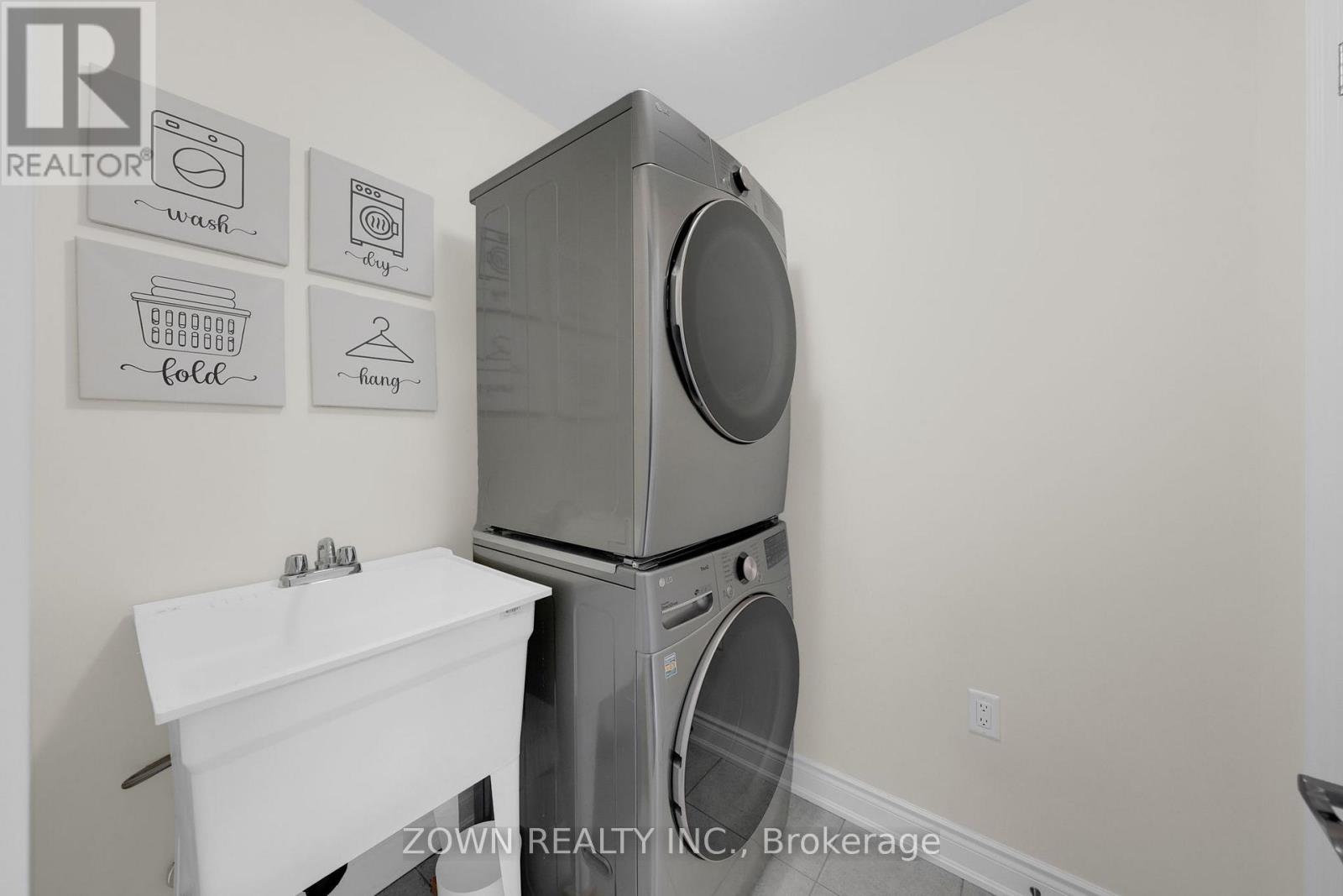 81 Lorne Thomas Place, New Tecumseth, Ontario  L9R 0T8 - Photo 14 - N13019968