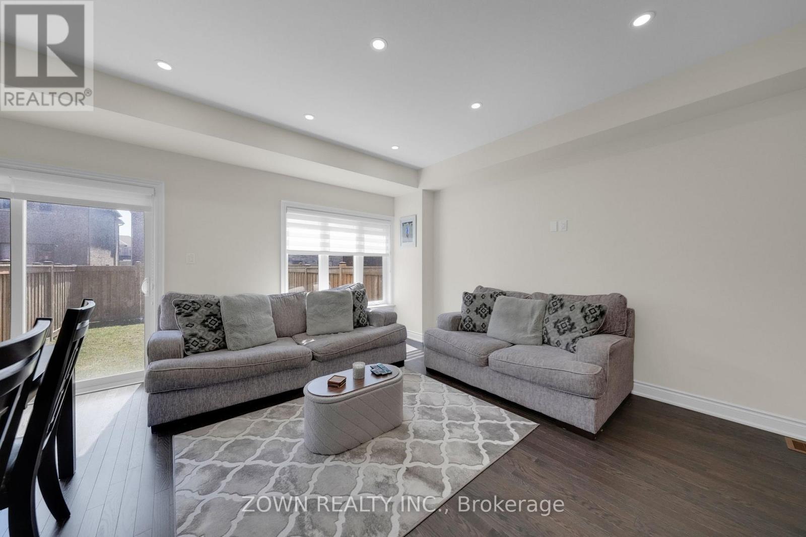 81 Lorne Thomas Place, New Tecumseth, Ontario  L9R 0T8 - Photo 9 - N13019968