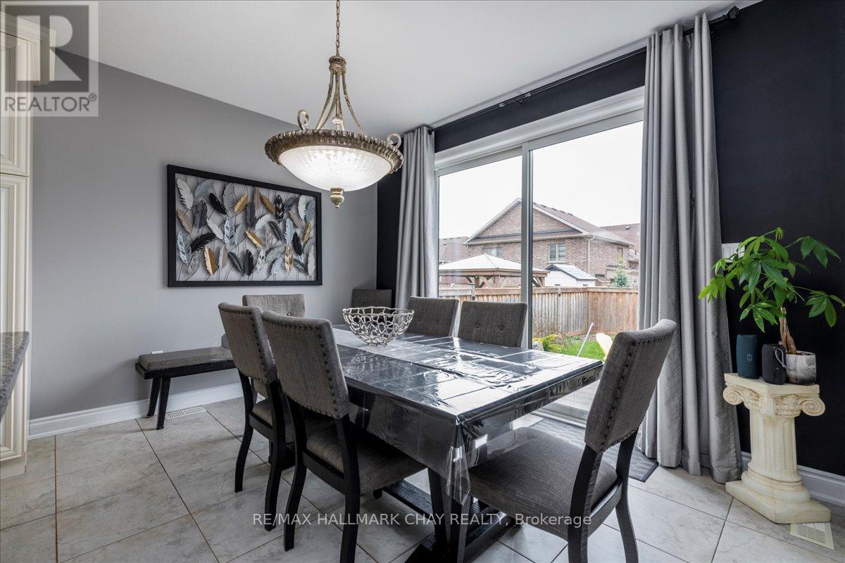 1171 Quarry Drive, Innisfil, Ontario  L9S 4W8 - Photo 5 - N13020042