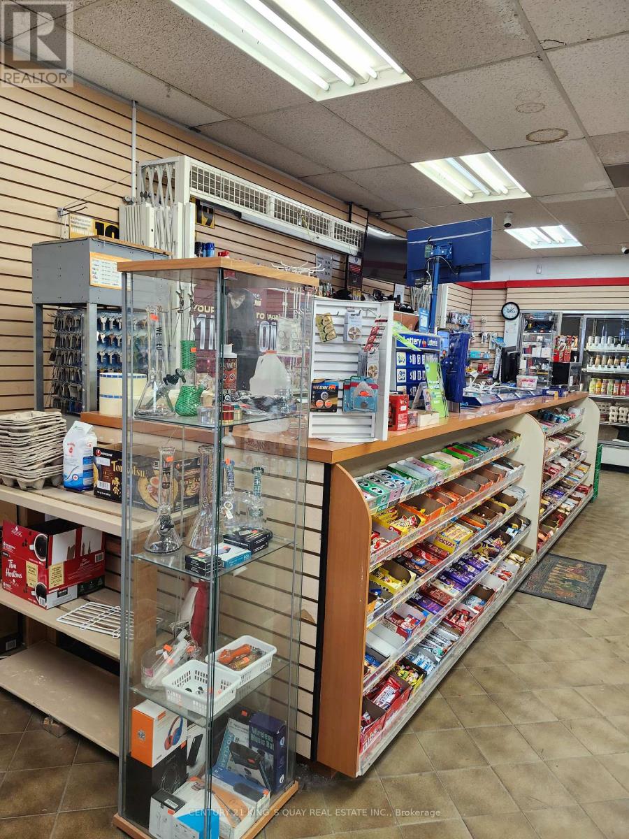 11 - 80 GLEN SHIELDS AVENUE, Vaughan, Ontario