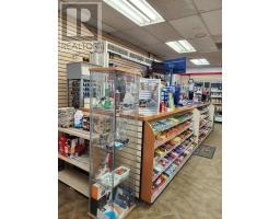 11 - 80 GLEN SHIELDS AVENUE, Vaughan, Ontario