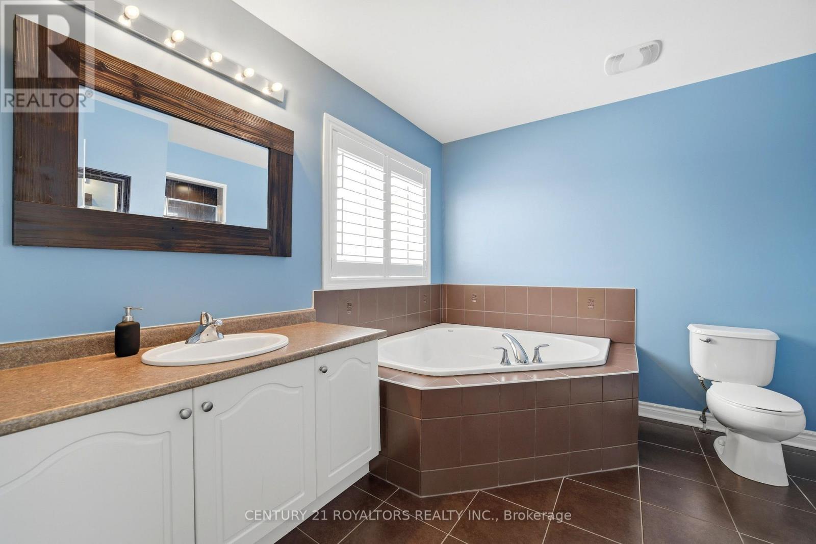 74 Latimer Avenue, Essa, Ontario  L0M 1B5 - Photo 29 - N13020184