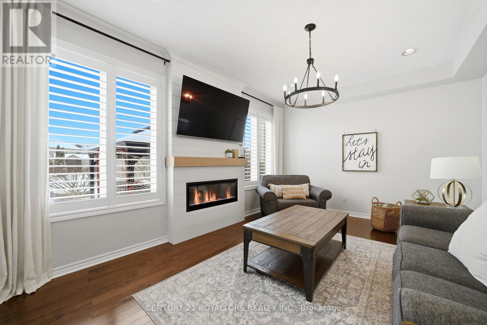 74 Latimer Avenue, Essa, Ontario  L0M 1B5 - Photo 6 - N13020184