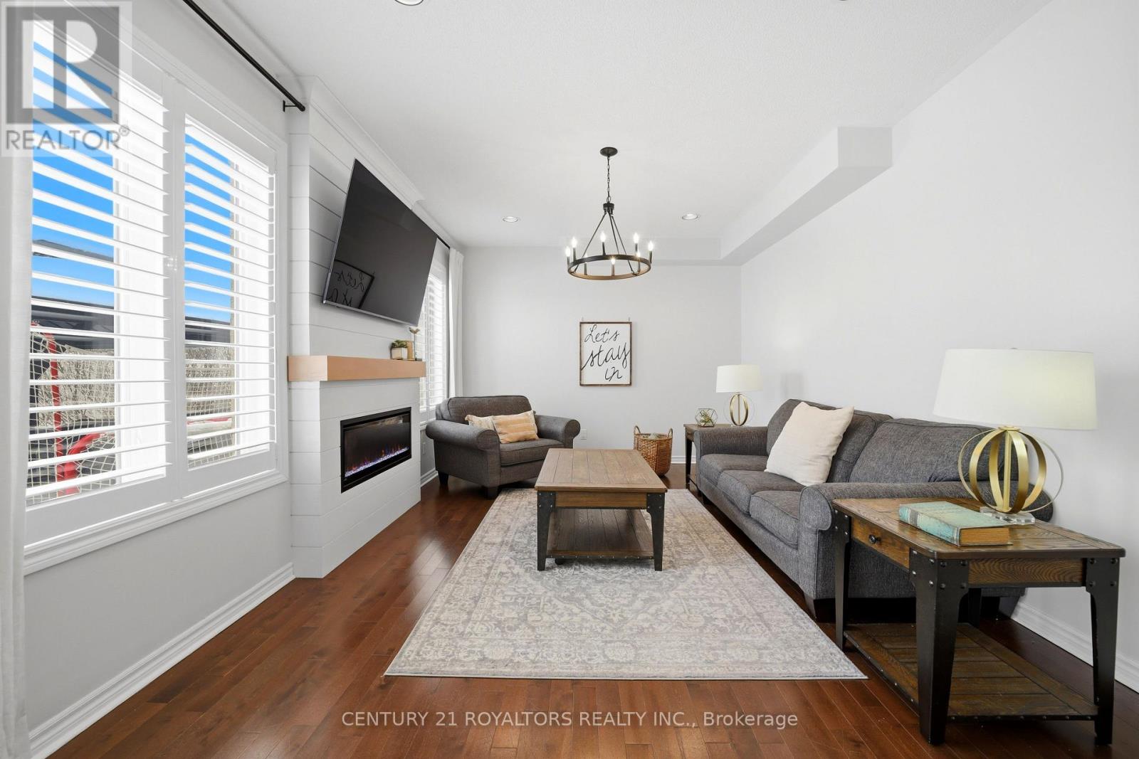 74 Latimer Avenue, Essa, Ontario  L0M 1B5 - Photo 7 - N13020184