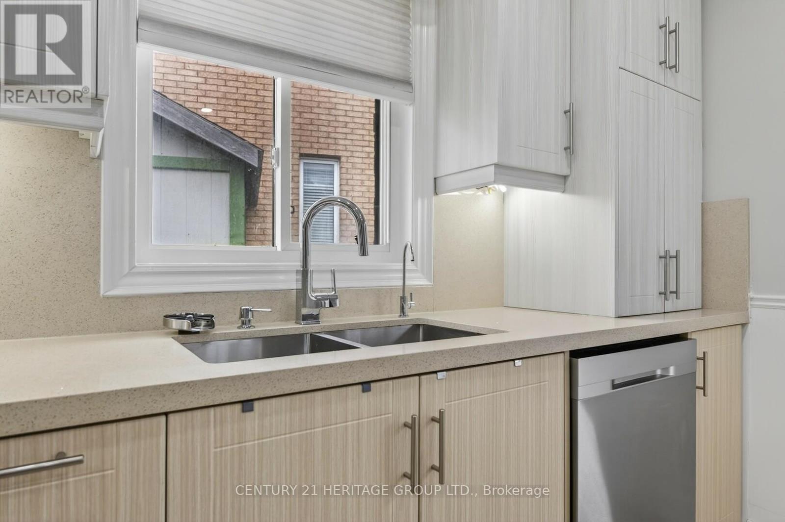 137 Cunningham Drive, Barrie (Ardagh), Ontario  L4N 5R3 - Photo 12 - S13019992