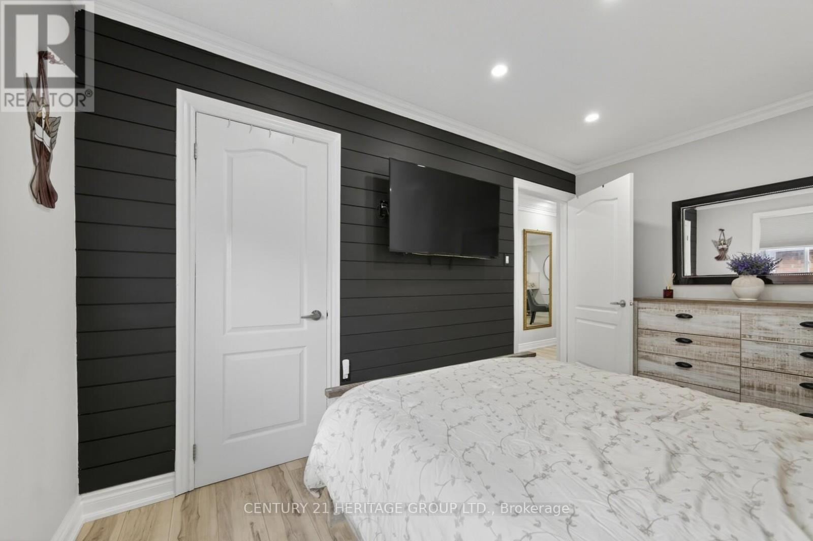 137 Cunningham Drive, Barrie (Ardagh), Ontario  L4N 5R3 - Photo 21 - S13019992