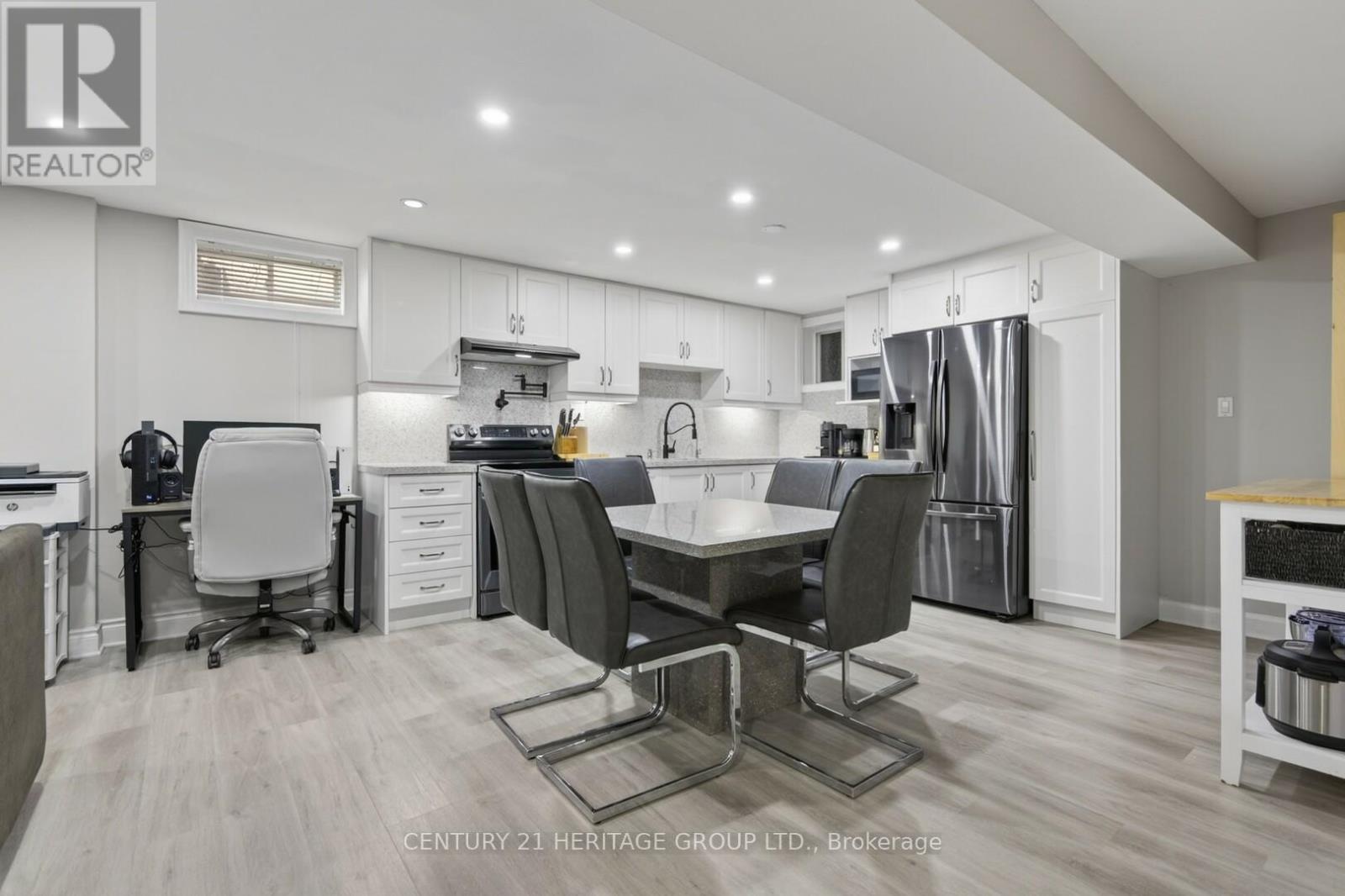 137 Cunningham Drive, Barrie (Ardagh), Ontario  L4N 5R3 - Photo 24 - S13019992