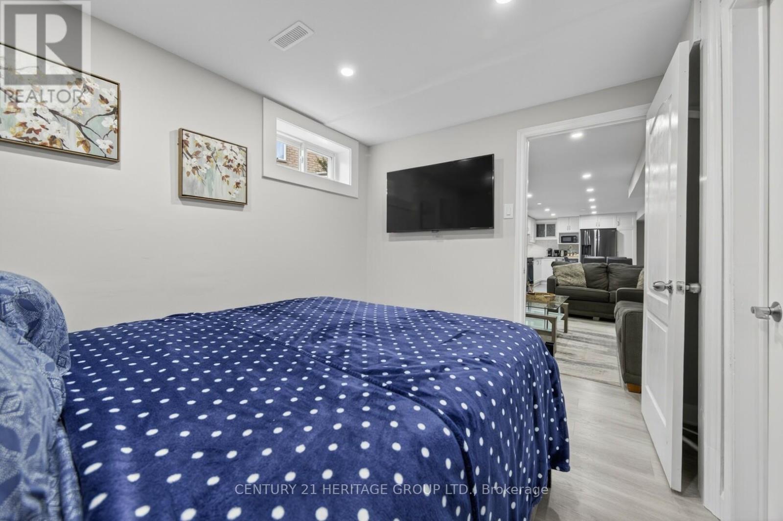 137 Cunningham Drive, Barrie (Ardagh), Ontario  L4N 5R3 - Photo 31 - S13019992