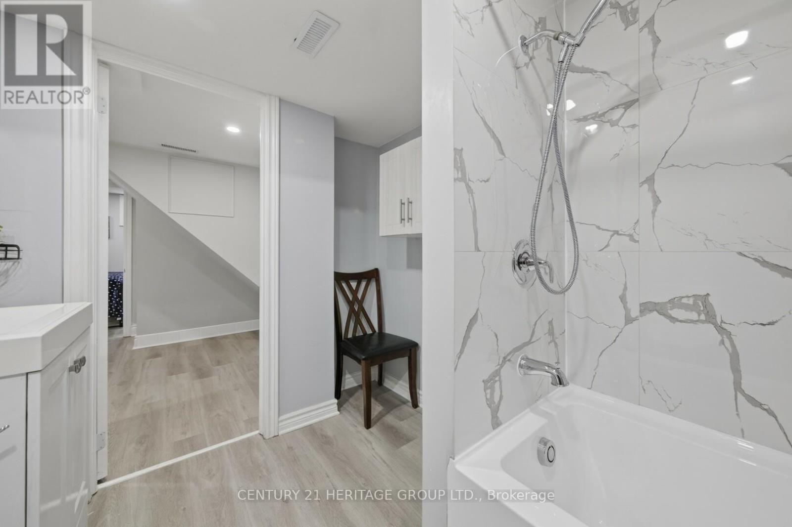 137 Cunningham Drive, Barrie (Ardagh), Ontario  L4N 5R3 - Photo 33 - S13019992