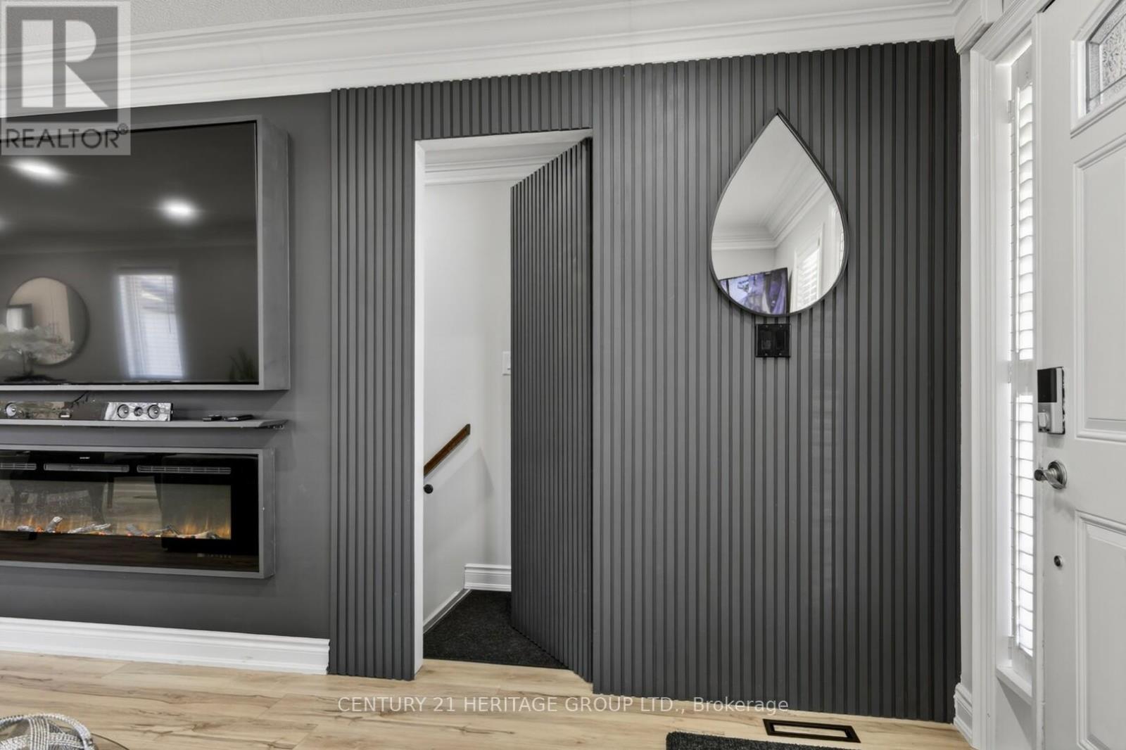 137 Cunningham Drive, Barrie (Ardagh), Ontario  L4N 5R3 - Photo 6 - S13019992