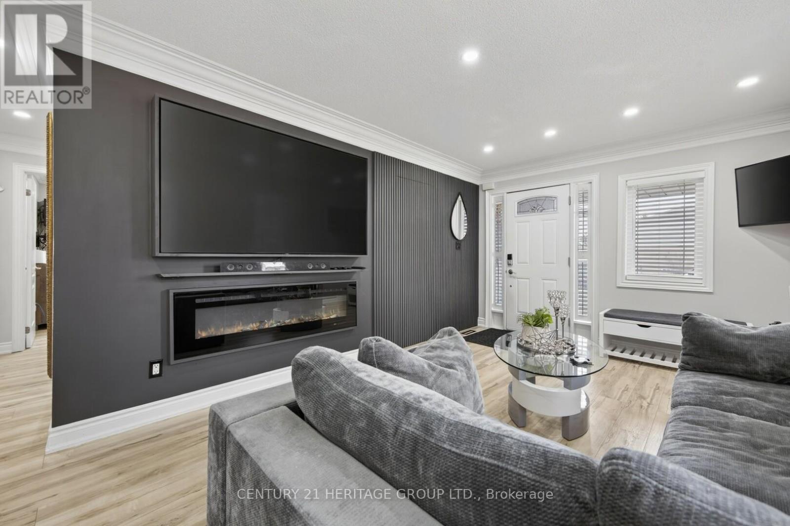 137 Cunningham Drive, Barrie (Ardagh), Ontario  L4N 5R3 - Photo 7 - S13019992