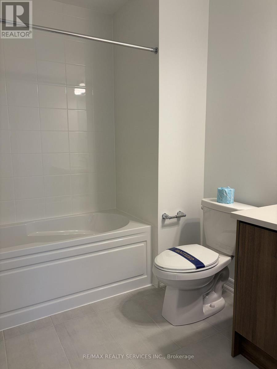 92 Yorkshire Drive, Barrie, Ontario  L9J 1B4 - Photo 21 - S13020070