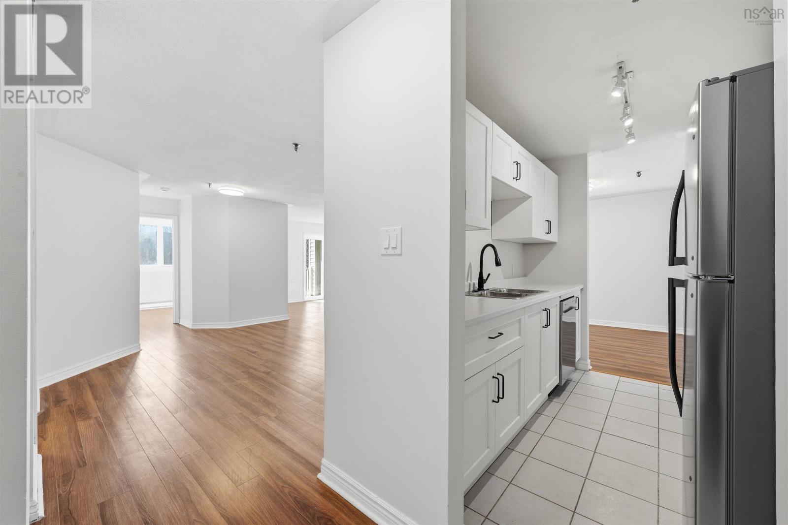 314 15 Langbrea Drive, Halifax, Nova Scotia  B3M 3W5 - Photo 6 - 202604750