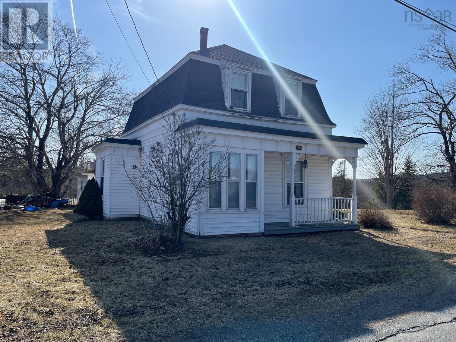 1865 Station Road, Londonderry, Nova Scotia