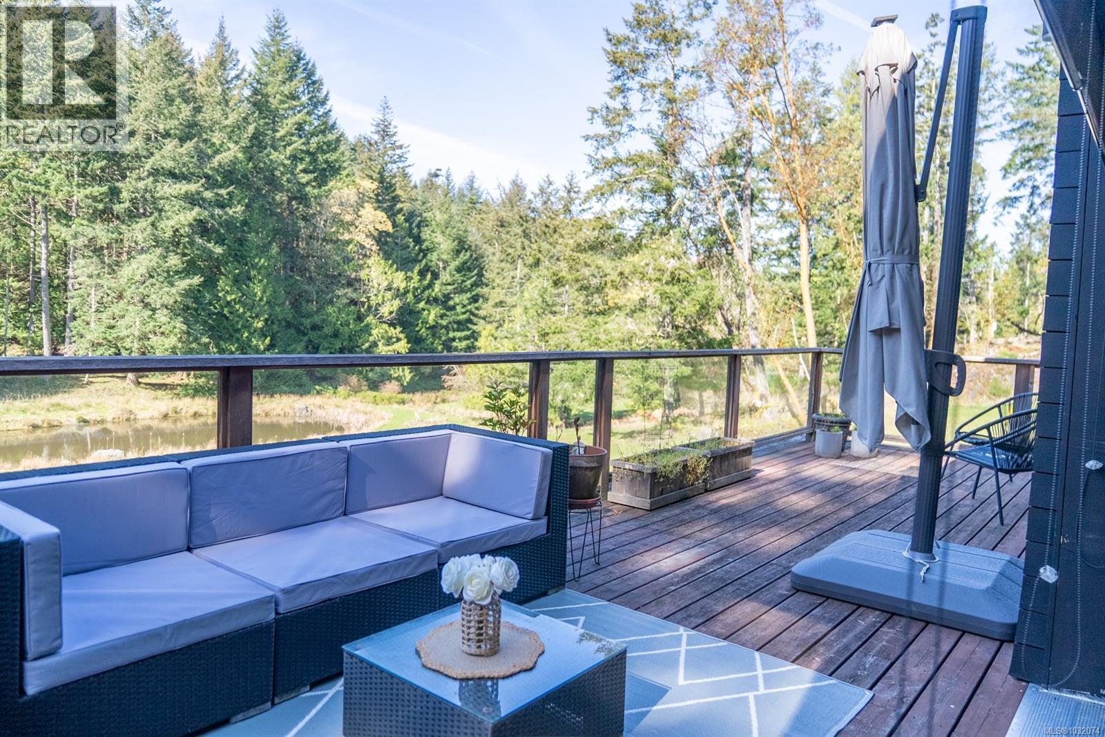 5582 Hooson Rd, Pender Island, British Columbia  V0N 2M1 - Photo 24 - 1032074